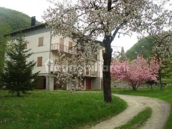 Appartamento in vendita a Castel d'Aiano