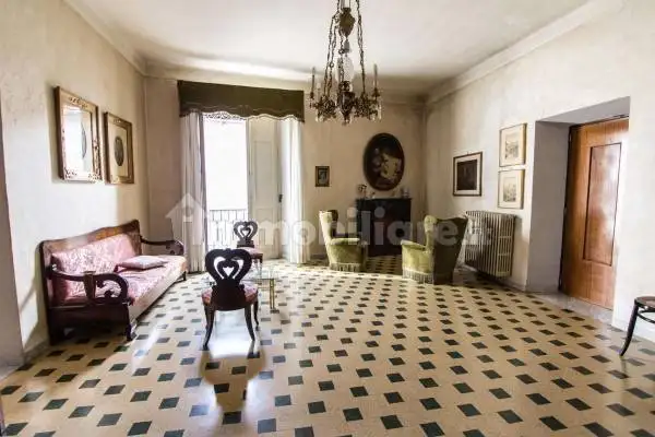 Palazzo - Edificio in vendita a Castrovillari