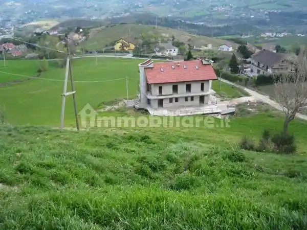 Villa bifamiliare Contrada Serra 72/b, Potenza - foto 3
