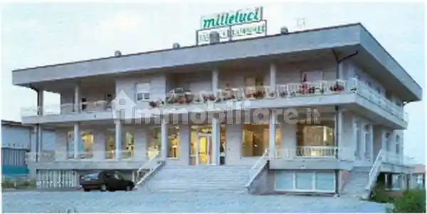 Palazzo - Edificio in vendita a Villar San Costanzo