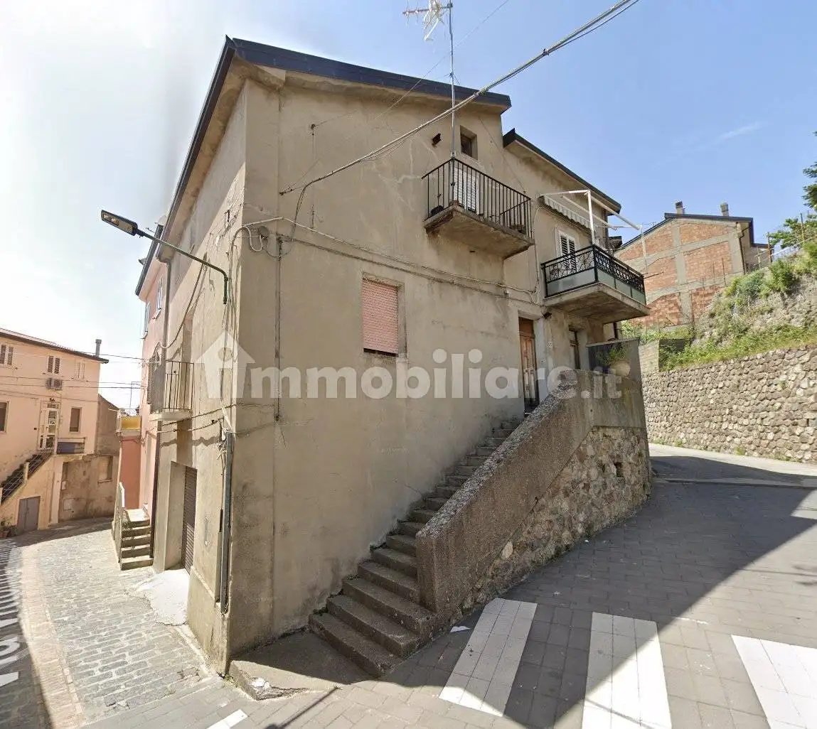 Appartamento in vendita a Magisano