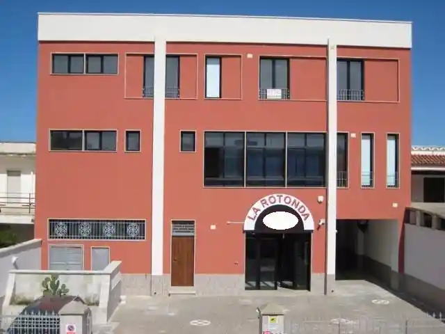 Palazzo - Edificio in vendita a Trepuzzi