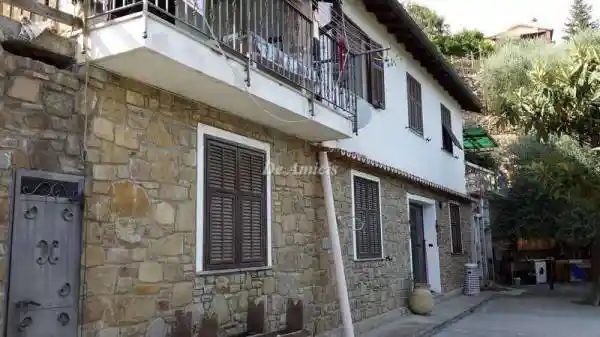 Villa in vendita a Camporosso