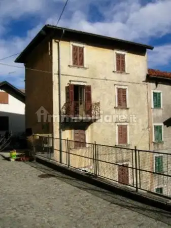 Casa indipendente in vendita a Costa Valle Imagna