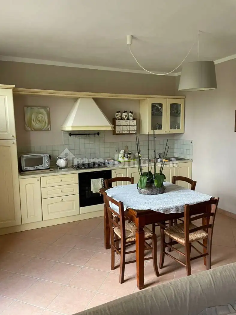 Casa indipendente in affitto a Lucca