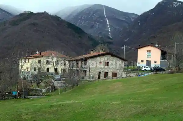 Appartamento in affitto a Montecreto