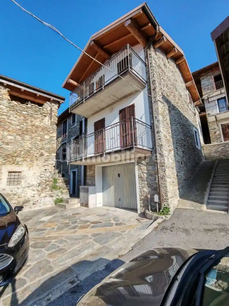 Appartamento in affitto a Gravedona ed Uniti