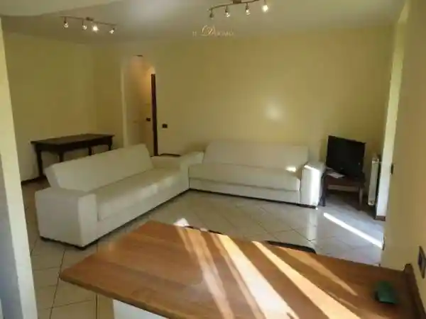 Bilocale via 1° Maggio 50, Centro, Castelletto Sopra Ticino - foto 4