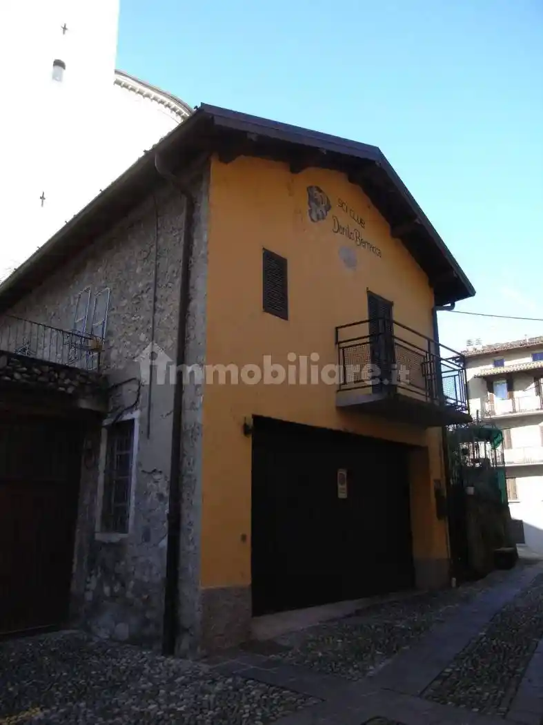 Casa indipendente in vendita a Zogno