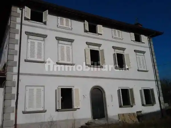 Palazzo - Edificio in vendita a Santa Maria a Monte