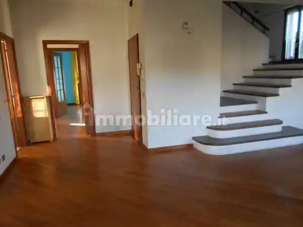 Appartamento in affitto a Viverone