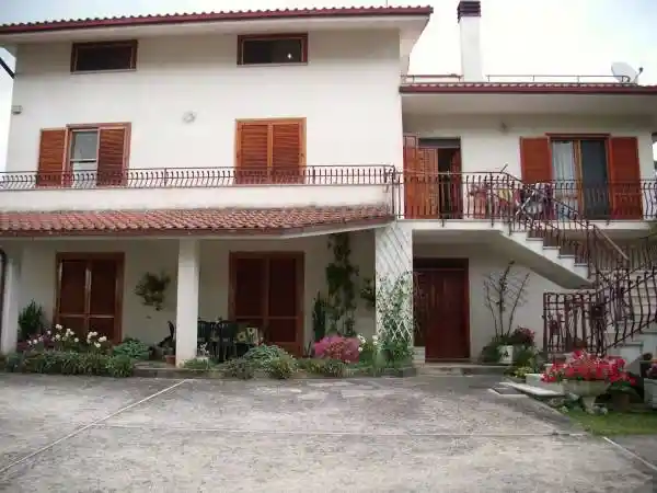 Casa indipendente in vendita a Cervaro