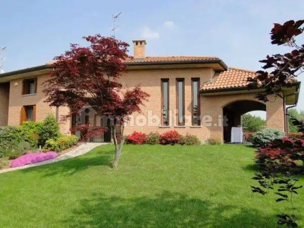 Villa unifamiliare via Italia, Centro, Bernareggio - foto 2