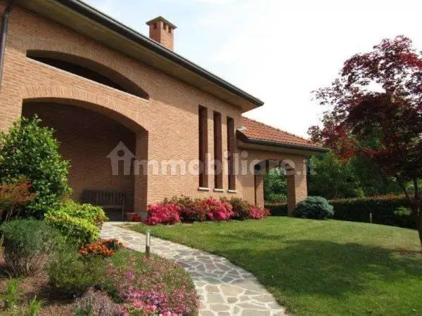 Villa unifamiliare via Italia, Centro, Bernareggio - foto 3