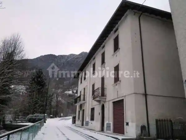 Appartamento in vendita a Cornalba