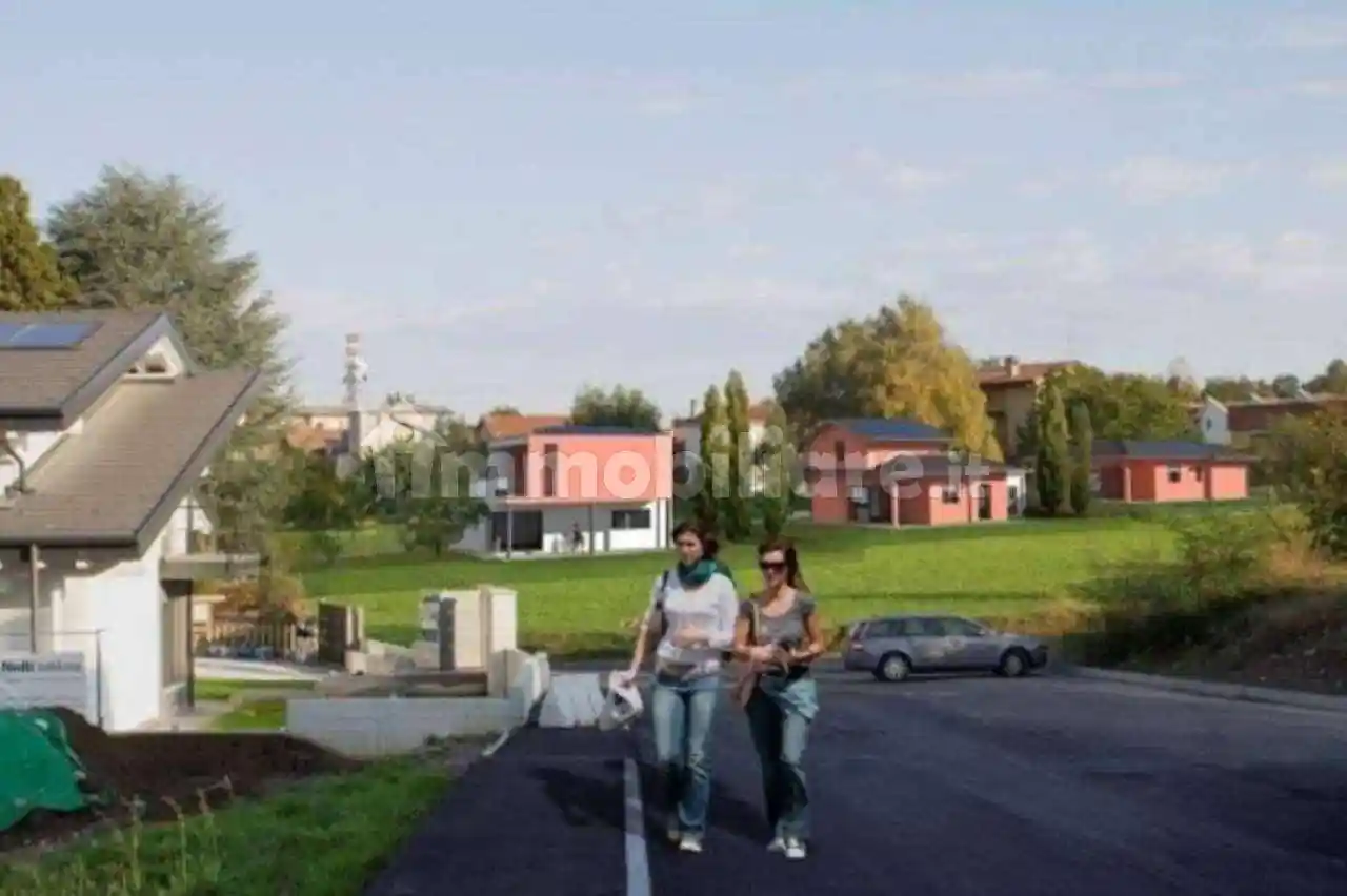 Villa in vendita a Carnago
