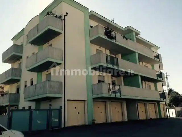 Bilocale via San Gottardo 17, Villa Carmine, Montesilvano - foto 3