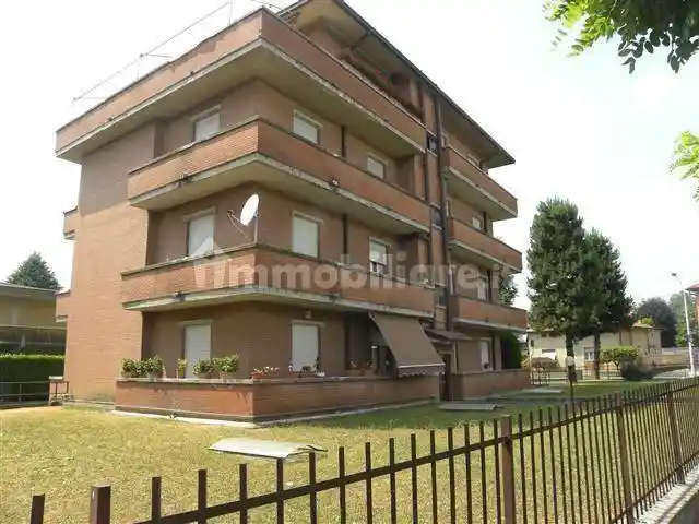 Appartamento in vendita a Calusco d'Adda