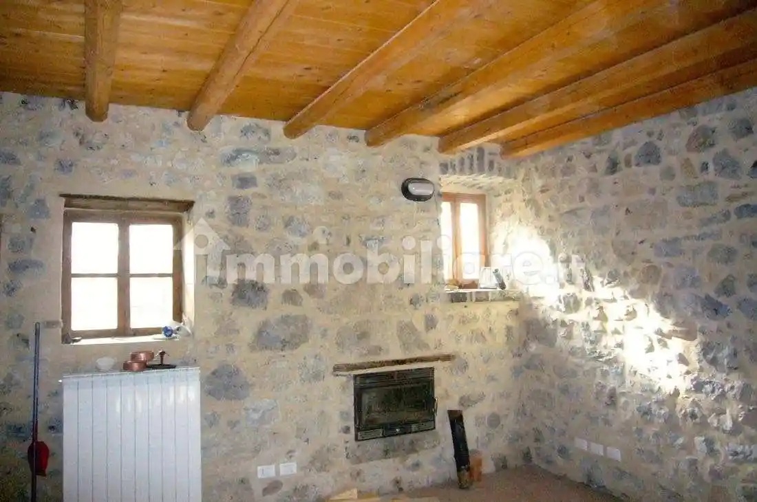 Appartamento in vendita a Sant'Omobono Terme