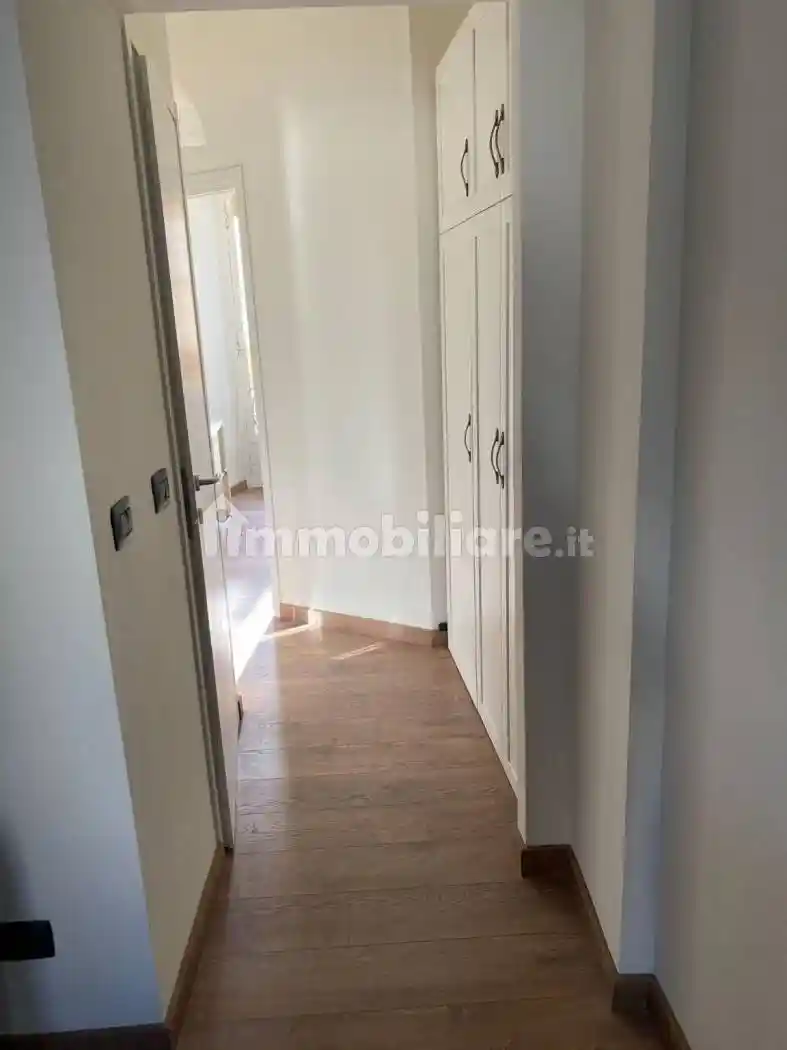 Bilocale via Vittorio Emanuele II 37, Centro Storico, Chieri - foto 4