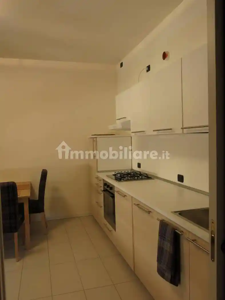 Bilocale corso Martiri della Liberazione 134, Pescarenico, Lecco - foto 3