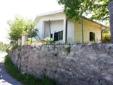 Villa in vendita a Montalbano Elicona