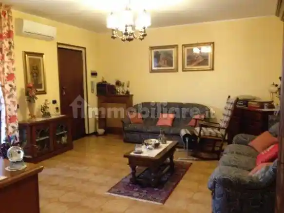 Appartamento in vendita a Gambolò