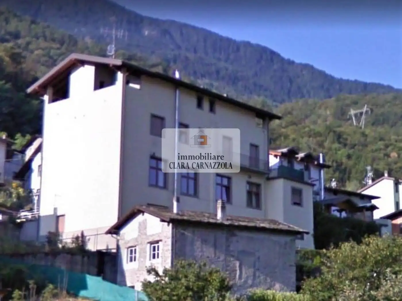 Palazzo - Edificio in vendita a Caiolo