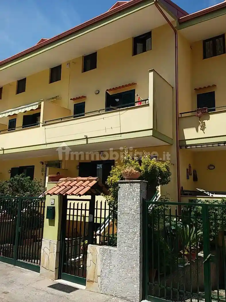 Villetta a schiera - foto 2