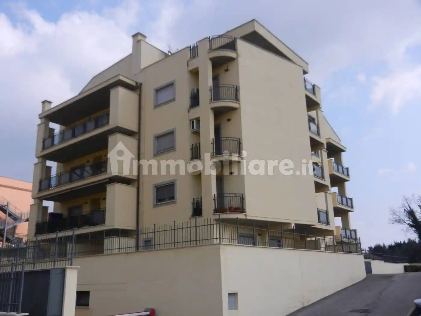 Appartamento in affitto a Velletri