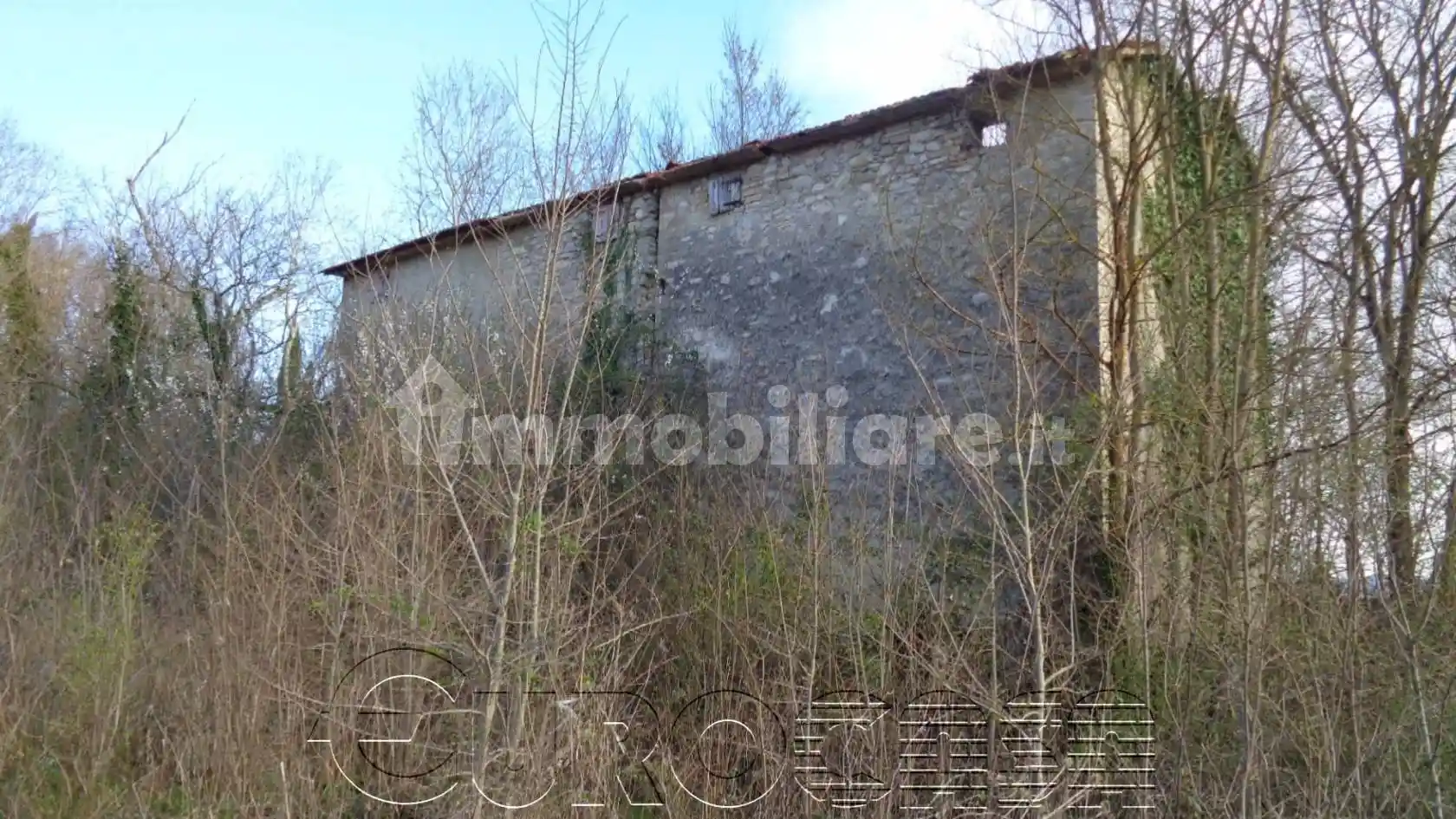 Rustico - Casale in vendita a Montone