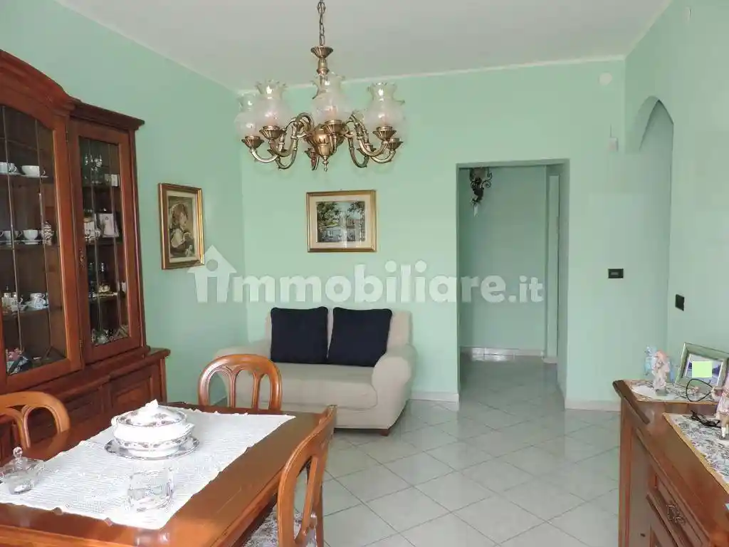 Appartamento in vendita a Vercelli