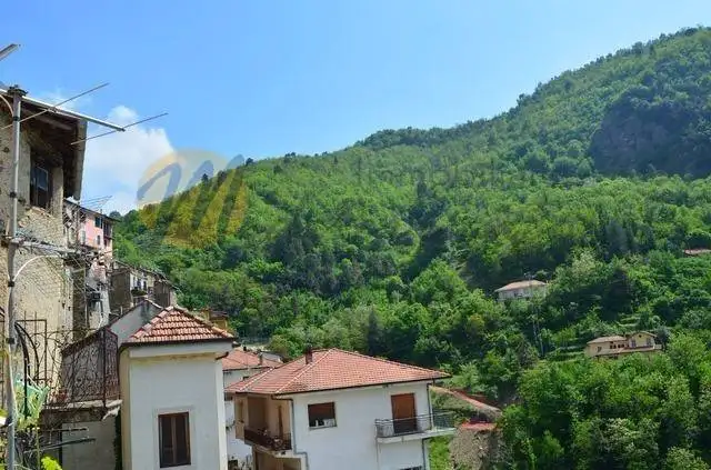 Appartamento in vendita a Castel Vittorio