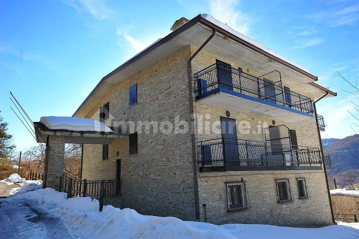 Trilocale via Giangirone, San Giacomo, Roburent - foto 2