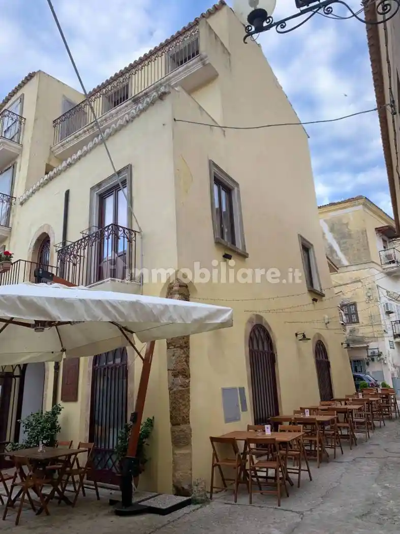 Quadrilocale Vico Municipio, Centro, Crotone - foto 3