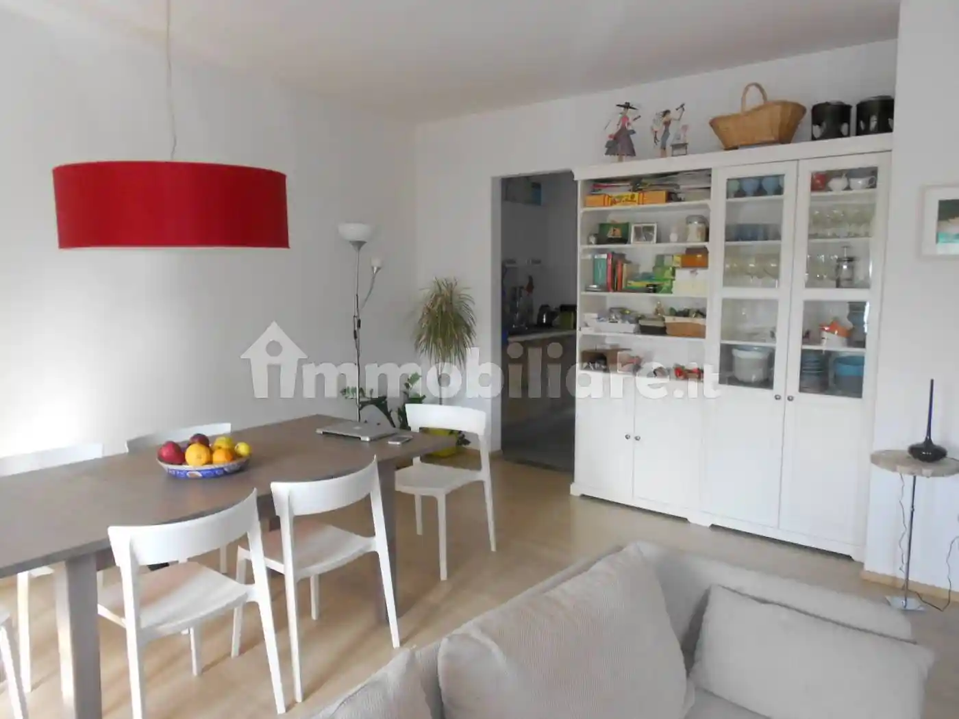 Trilocale piazza Cavour 3, Centro Storico, Chieri - foto 2