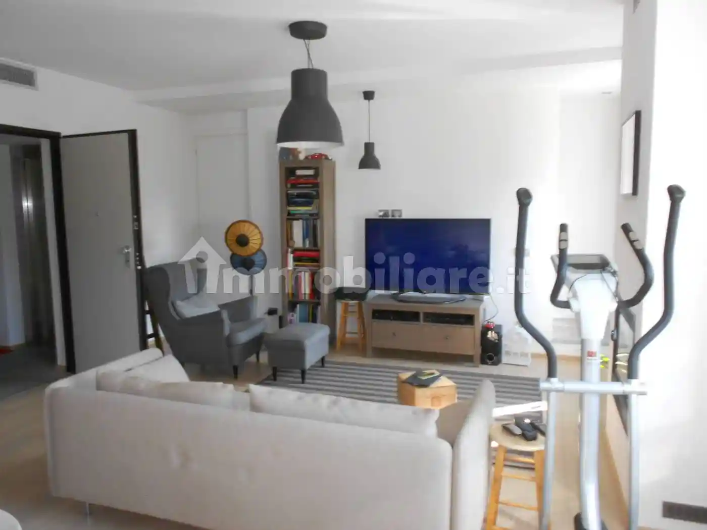 Trilocale piazza Cavour 3, Centro Storico, Chieri - foto 3