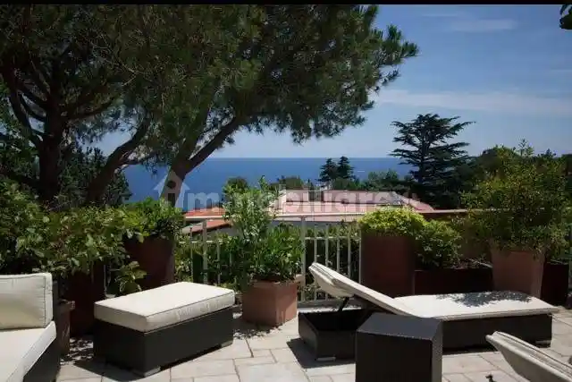 Appartamento in affitto a Varazze