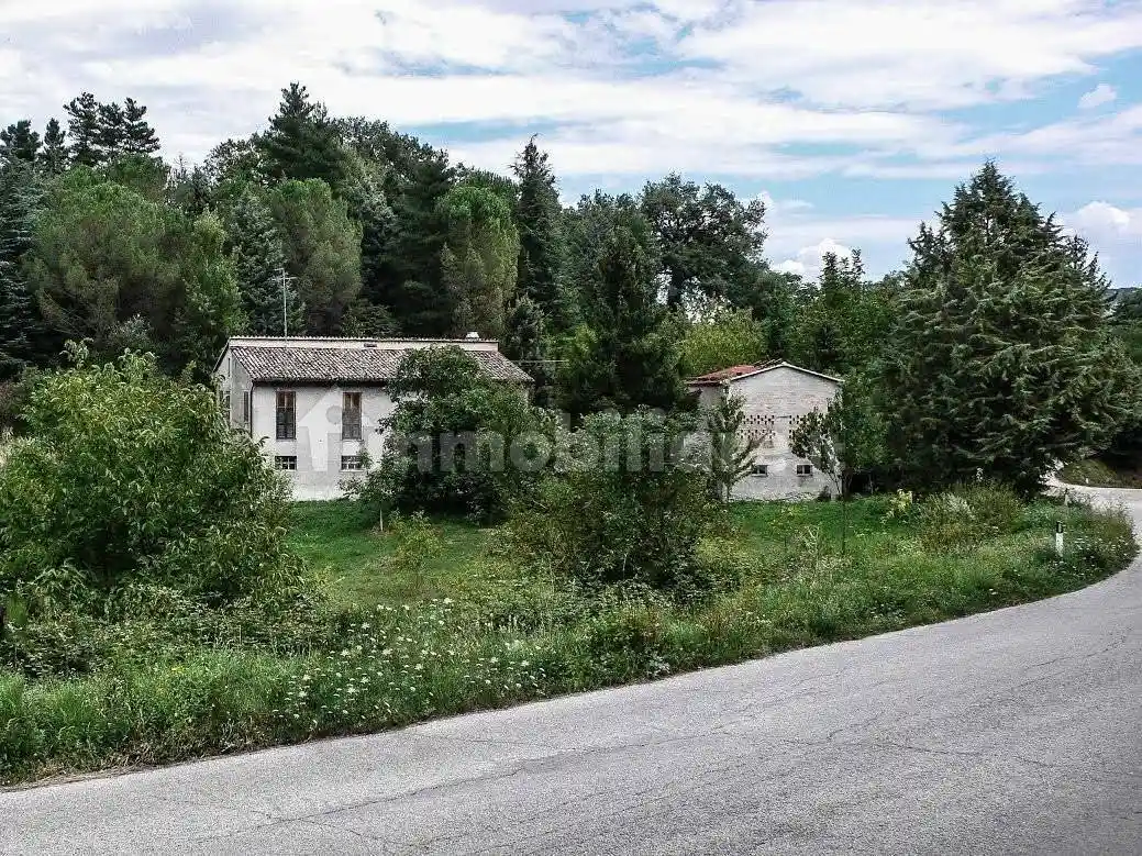 Rustico - Casale in vendita a San Ginesio