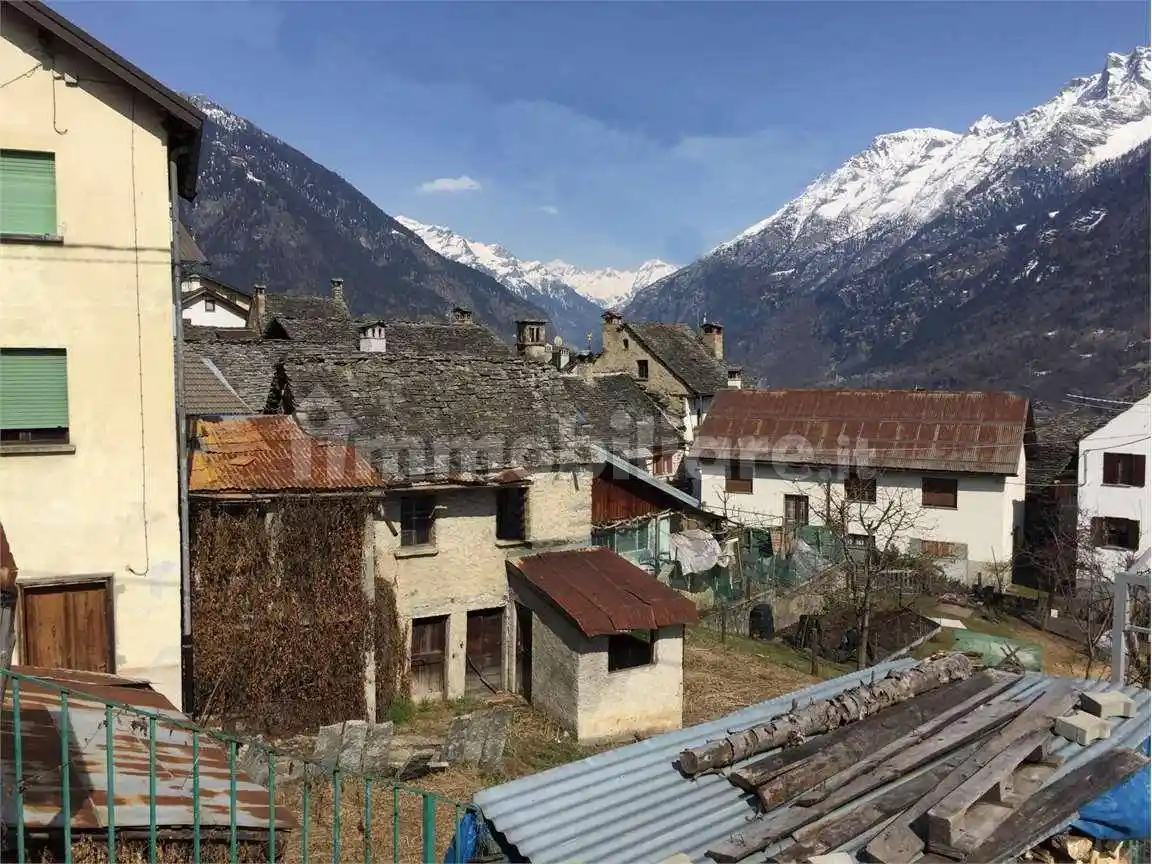 Rustico - Casale in vendita a Crodo