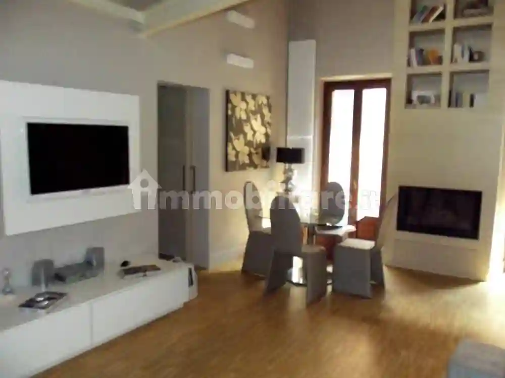 Palazzo - Edificio - foto 2