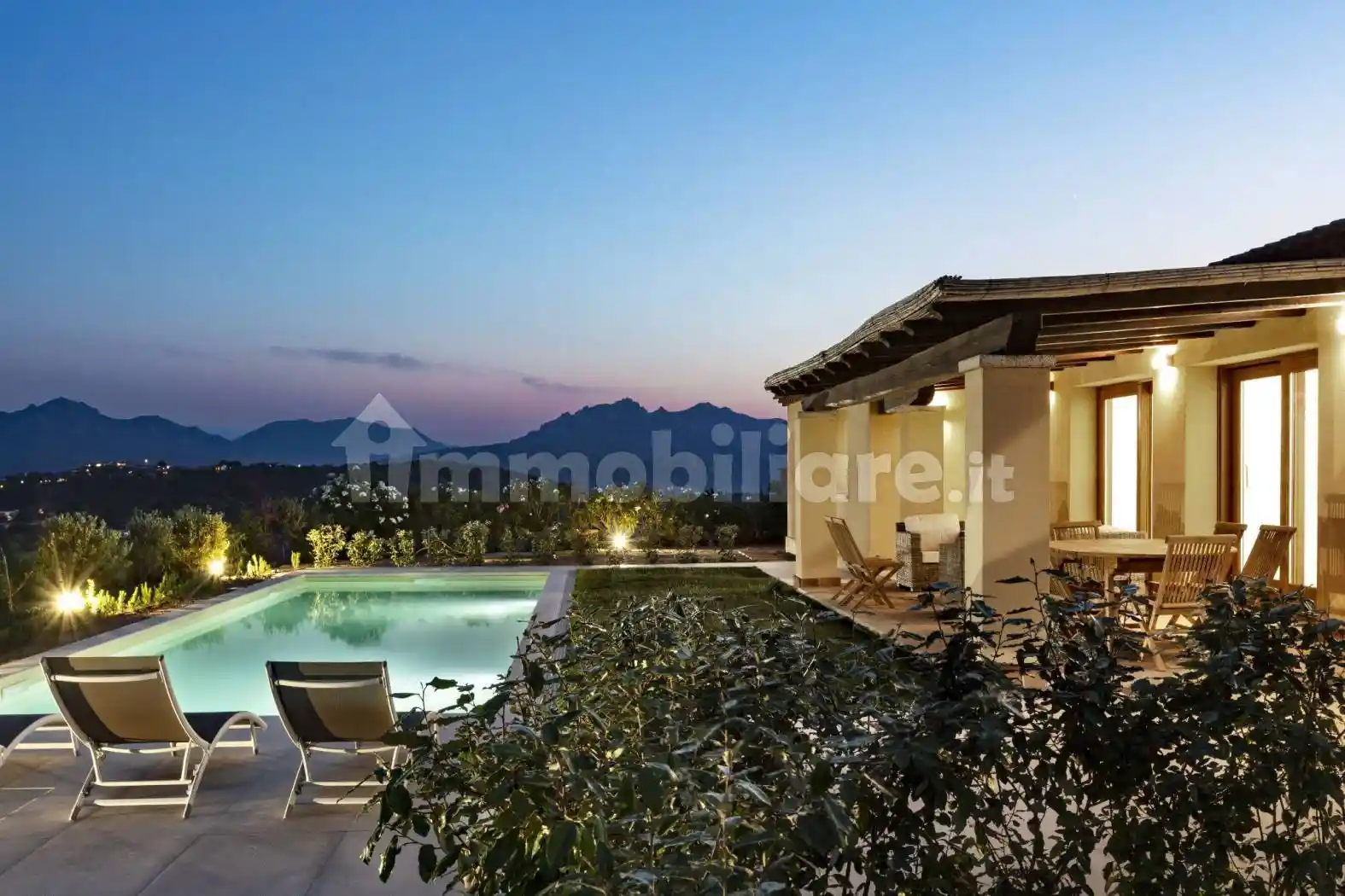 Villa in vendita a Olbia