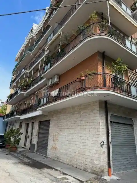 Trilocale via Fratelli Bandiera 2, Piazza Salotto - Corso Umberto, Pescara - foto 3