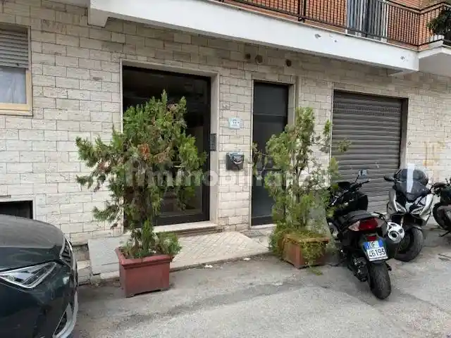 Trilocale via Fratelli Bandiera 2, Piazza Salotto - Corso Umberto, Pescara - foto 4