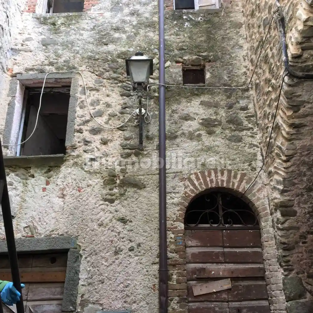 Rustico - Casale in vendita a Villafranca in Lunigiana