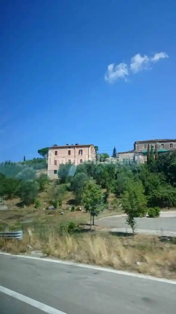 Palazzo - Edificio in vendita a Rapolano Terme