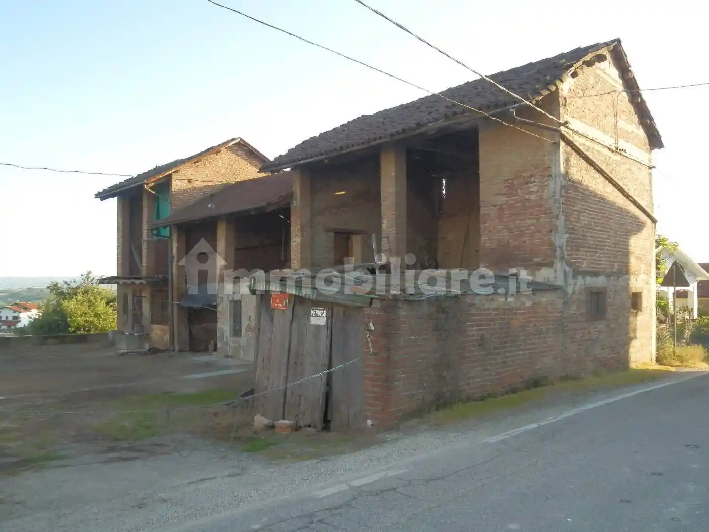 Cascina, da ristrutturare, 800 m², Vigliano d'Asti - foto 2
