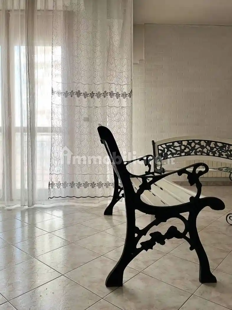 Appartamento in affitto a Follonica