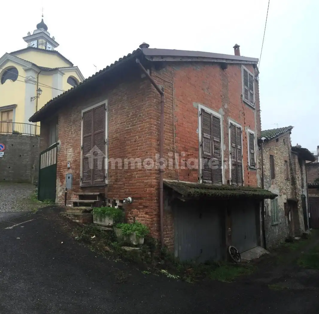 Casa indipendente in vendita a Volpeglino