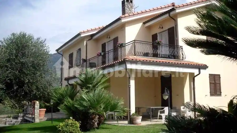Villa in vendita a Taggia